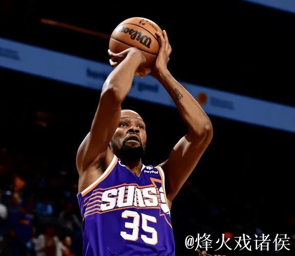 杜兰特封盖默里反击上篮，第四节已经连续送出三记封盖