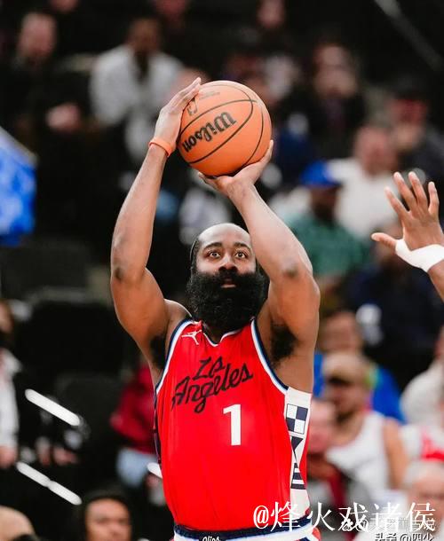 亚历山大狂砍45分哈登准三双 雷霆打破快船4连胜